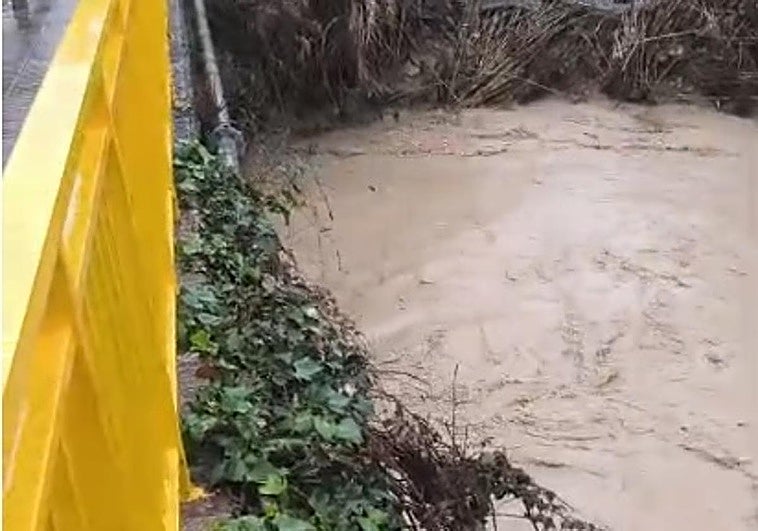 Desalojadas 600 personas en la zona de Los Puentes en Jaén